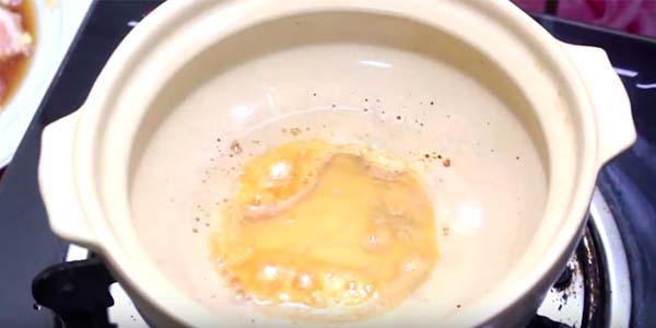 cách làm thịt kho trứng cút