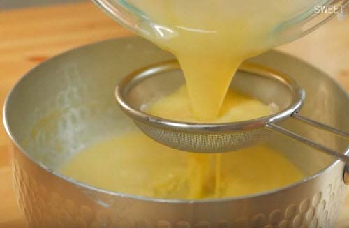 Cách làm bánh trứng custard